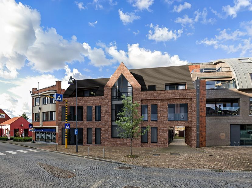 Appartement te koop
                    in 8020 Ruddervoorde
