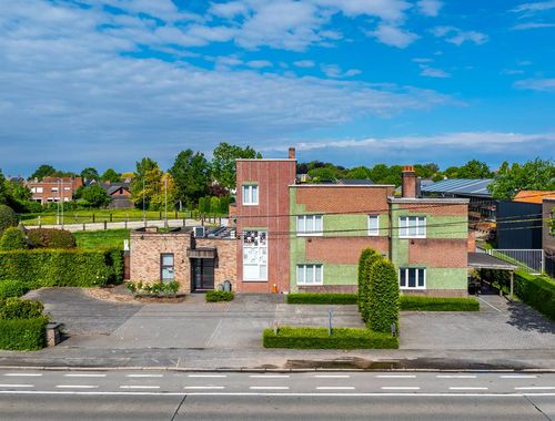                                         Woning te koop in Roeselare, € 695.000
