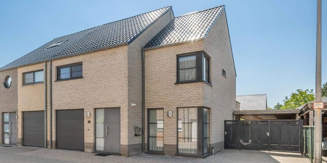 Huis te koop in chrysantenstraat 19, 3660 Opglabbeek