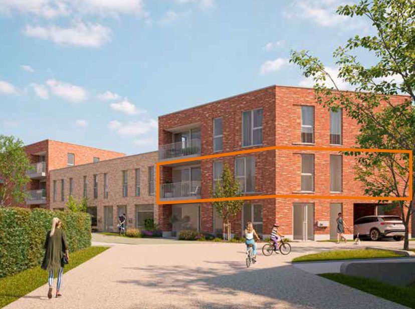 Dit 3-slaapkamerappartement op de eerste verdieping is 116 m² groot en omvat een inkom, toilet, berging, ingerichte badkamer, 3 slaapkamers, open leef
