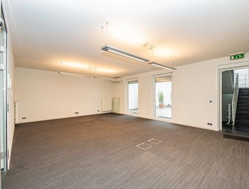                                         Bureaux à louer à Antwerpen, € 2.275
