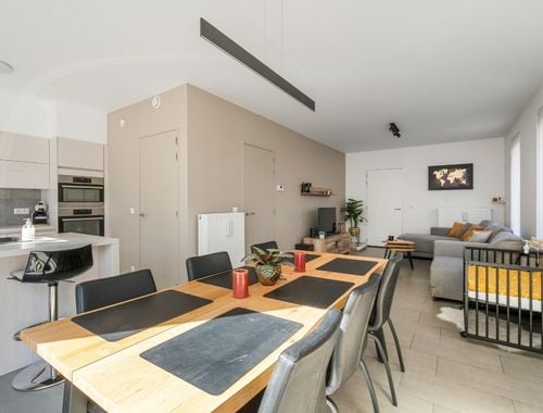                                         Maison à vendre à Dadizele, € 359.000
