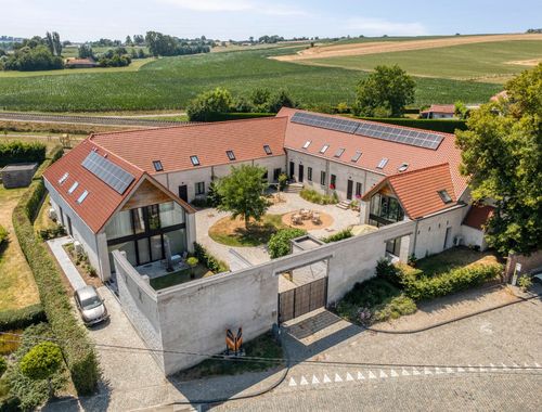                                         Maison à vendre à Etikhove, € 435.000
