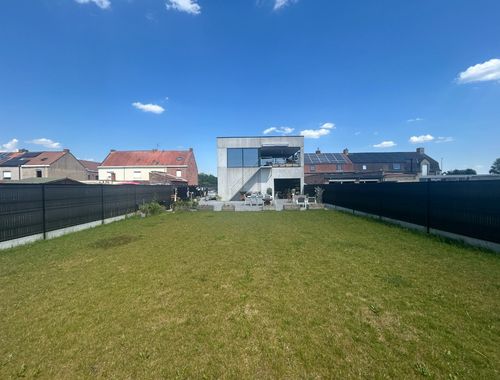                                         Woning te koop in Waasten, € 700.000

