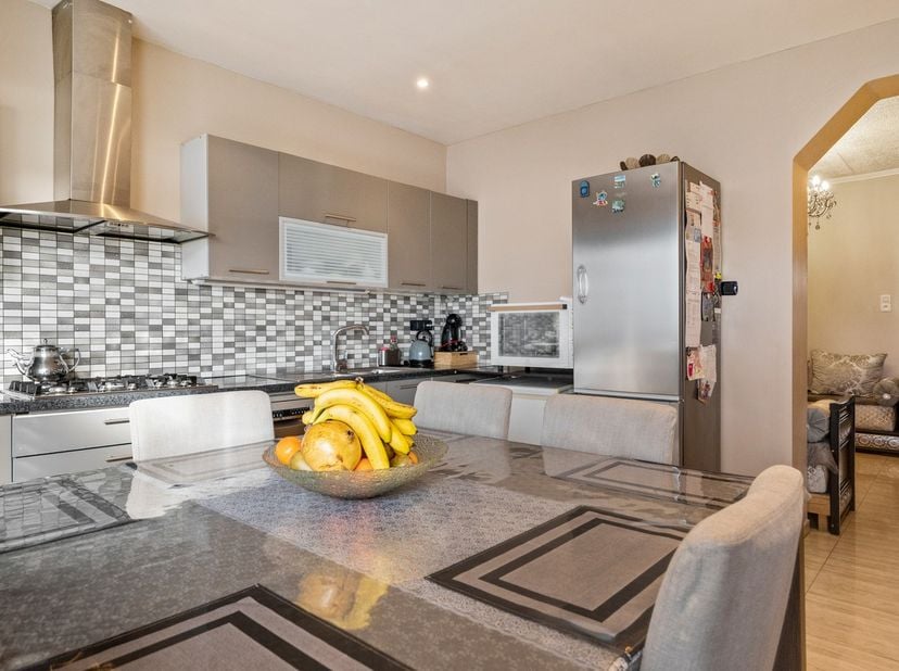 Huis te koop in Donkerlei 57,
                    2800 Mechelen