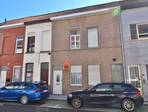                                         Maison unifamiliale à vendre à Kortrijk, € 128.000
