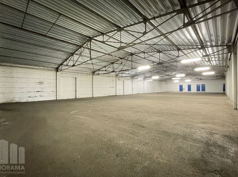 Bien professionnel à louer à Herderstraat 10,
                    8700 Tielt