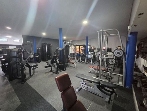                                         Bien commercial à vendre à Quevaucamps, € 180.000
