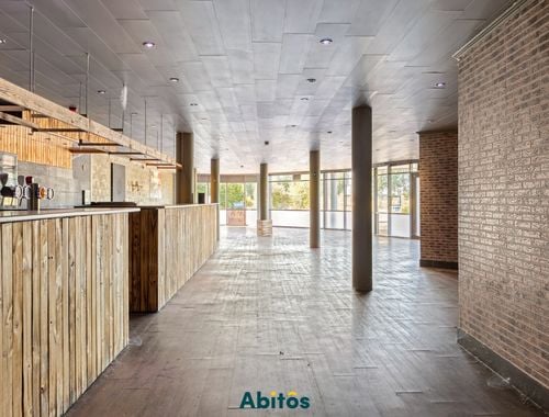                                         Handelspand te koop in Moerbeke-Waas, € 420.000
