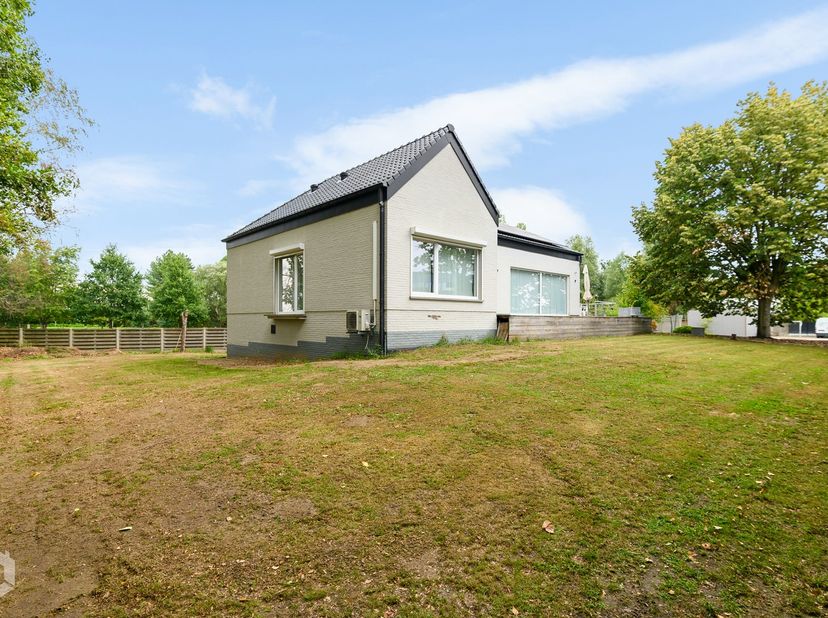 Huis te koop in Liersesteenweg 272,
                    2220 Heist-op-den-Berg