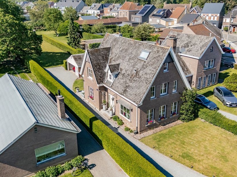 ALWEER VERKOCHT OP DE EERSTE BEZOEKDAG! <br />
Neem contact op met Quinten van Immo Zone op 0485/02.48.04 – quinten@immo-zone.be voor een schatting v