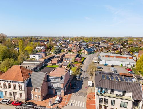                                         Commerce à vendre à Nevele, € 649.000
