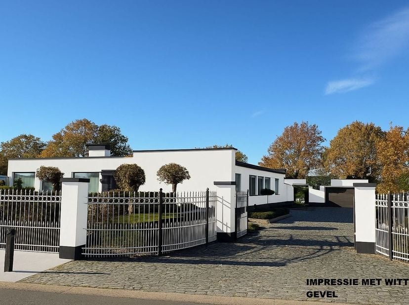 Maison à vendre
                    à 3960 Bree