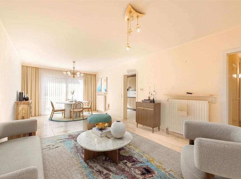 HUURRENDEMENT 4% | APPARTEMENT MET 2 SLAAPKAMERS EN GARAGE OP TOPLIGGING<br />
Dit appartement met 2 slaapkamers en garage is gelegen op de tweede ve