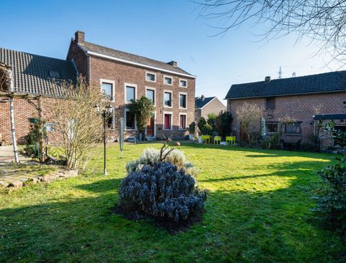                                         Maison à vendre à Lixhe, € 385.000
