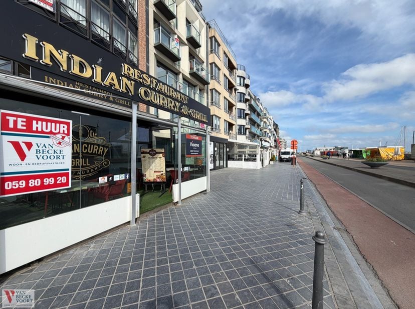 Bedrijfsvastgoed te koop in Visserskaai 10,
                    8400 Oostende
