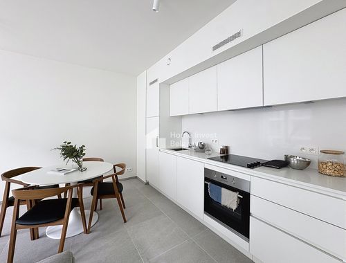                                         Appartement à louer à Anderlecht, € 1.300
