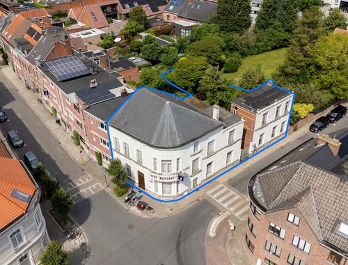                                         Herenhuis te koop in Turnhout, € 599.000

