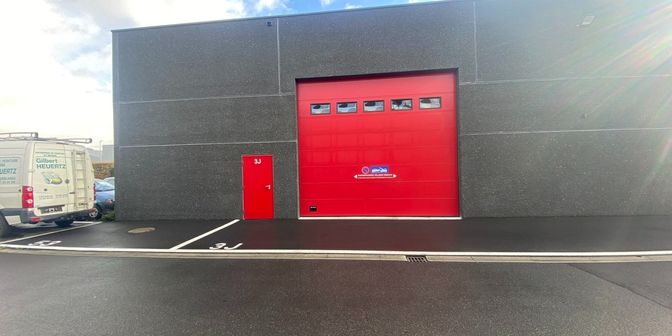 Bedrijfsvastgoed te huur in Lieven Bauwensstraat 3 bus L, 8200 Sint-Andries