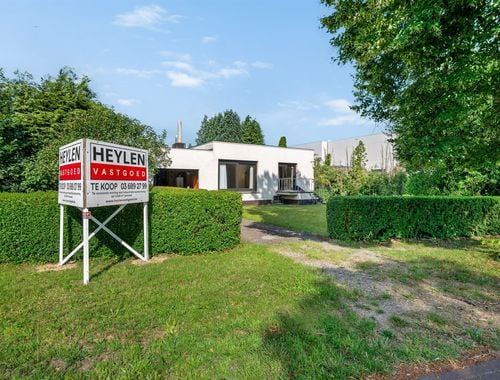                                         Bedrijfsgebouw te koop in Beerse, € 260.000
