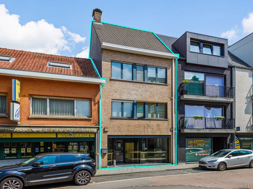 Maison à vendre
                    à 2630 Aartselaar