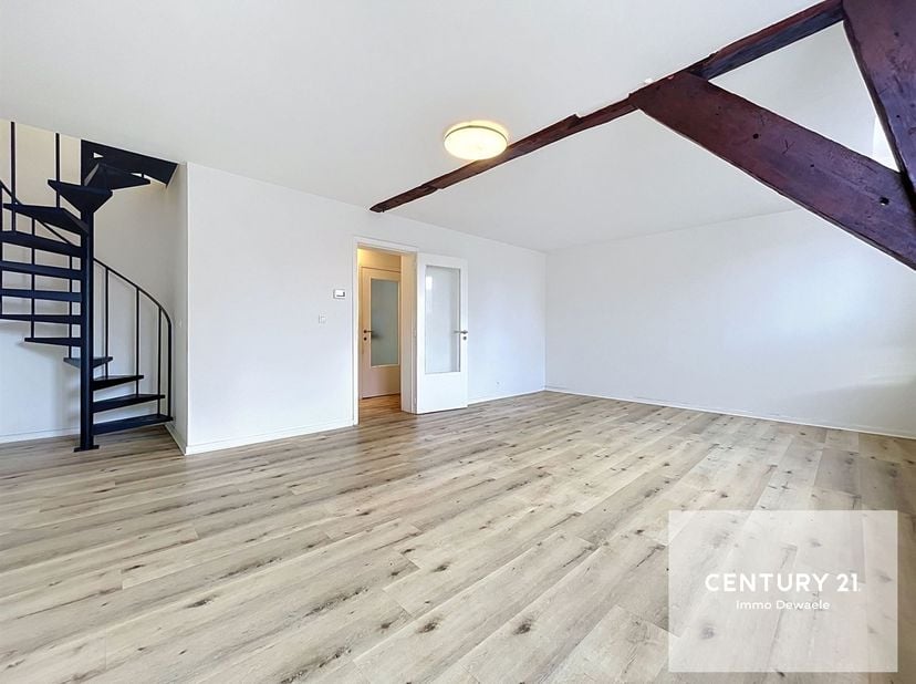Appartement te huur in Rue de l'Ancien Bourg 13 bus duplex,
                    1420 Braine-l'Alleud