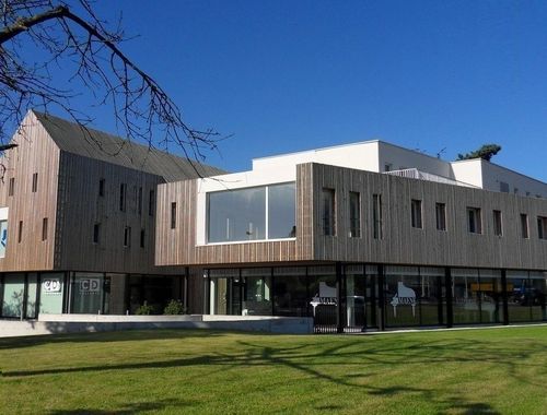                                         Bureaux à louer à Sint-Denijs-Westrem, € 1.970,80
