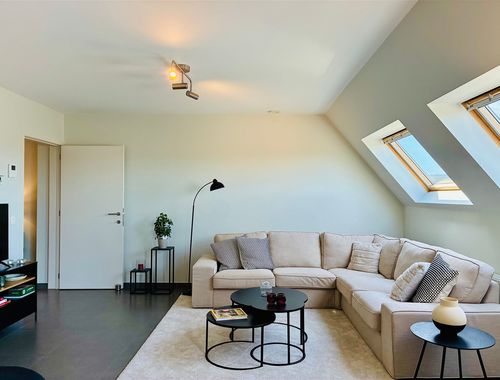                                         Appartement à louer à Oostkamp, € 885
