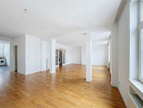                                         Penthouse te koop in Sint-Gillis, € 865.000
