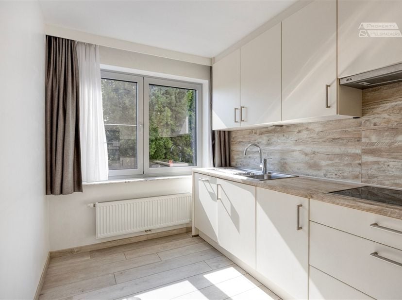 Appartement entièrement rénové et prêt à emménager, comprenant deux chambres et bénéficiant d'un label EPC A, situé au cœur de Diegem.<br />
<br />
<