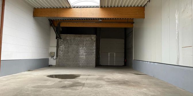 Bedrijfsvastgoed te huur in Veurnseweg 528, 8906 Elverdinge