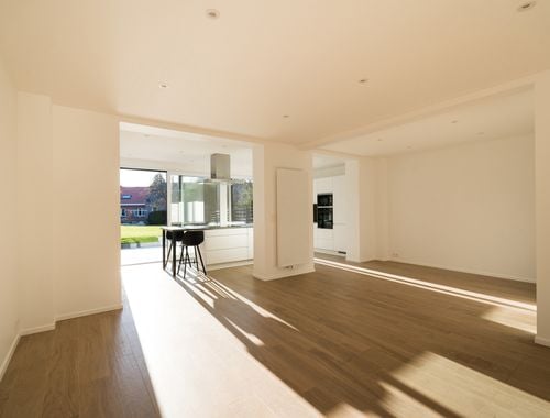                                         Maison à louer à Wezembeek-Oppem, € 2.500
