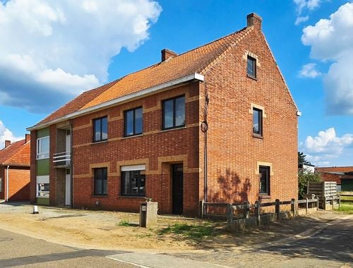                                         Uitzonderlijke woning te koop in Lummen, € 295.000
