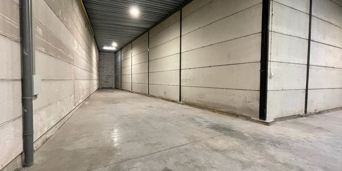 Bedrijfsvastgoed te huur in Oostrozebeeksestraat 76, 8710 Wielsbeke