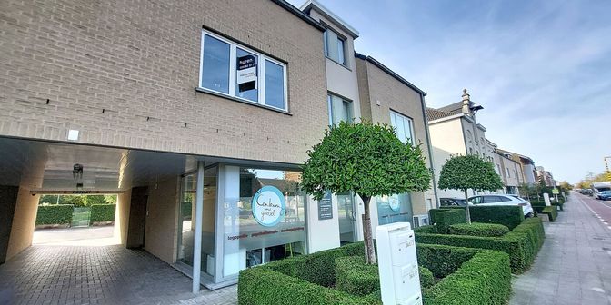 Appartement te huur in Baron Ruzettelaan 244 bus A, 8310 Assebroek