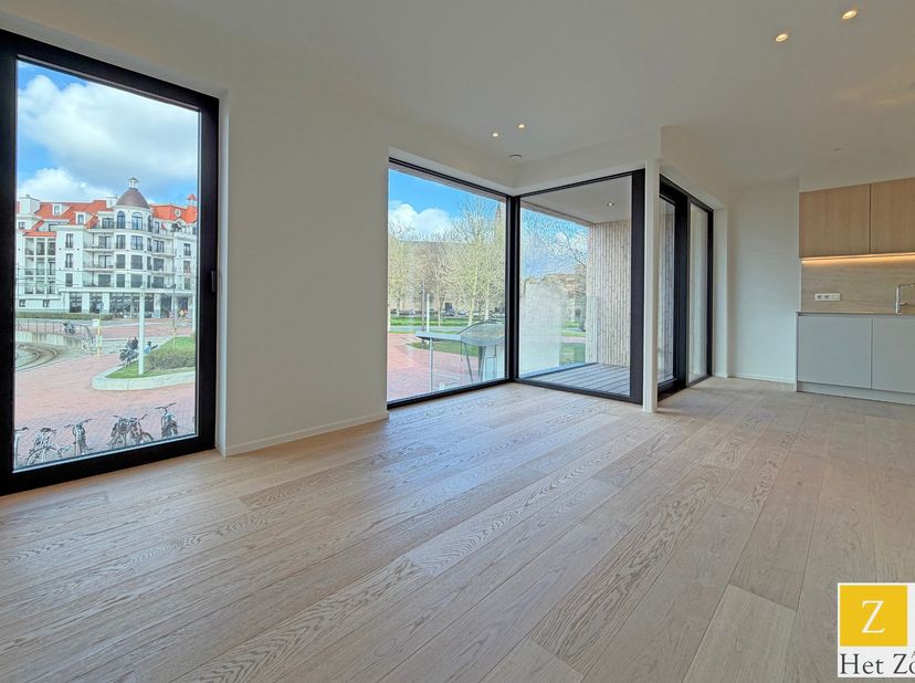 Residentie ‘Maurice’ is een exclusief nieuwbouwproject in het bruisende hart van Knokke-Heist, op een steenworp van Duinenwater en het Maurice Lippens