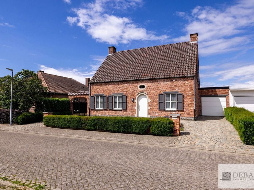 Huis te koop in Keulemansstraat 38,
                    2270 Herenthout