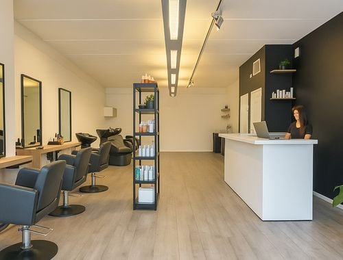                                         Commerce à vendre à Harelbeke, € 150.000
