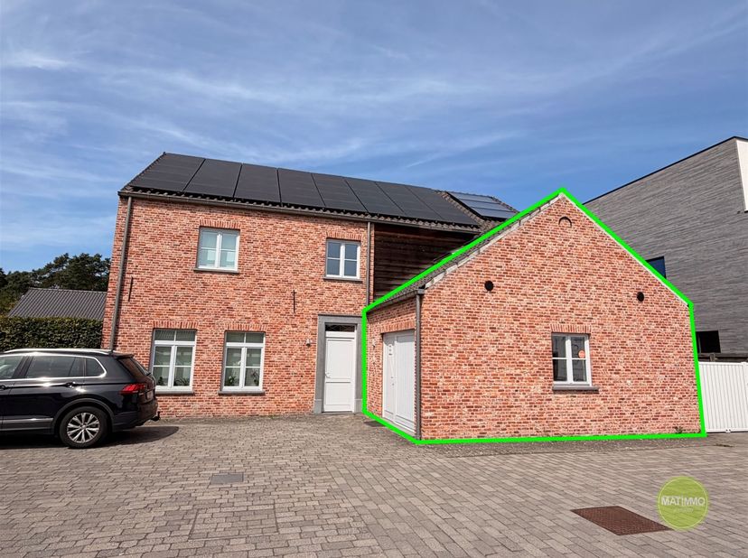 Multifunctionele praktijkruimte te Balen <br />
<br />
Welkom bij deze moderne en multifunctionele praktijkruimte in Balen. Deze eigentijdse multifu