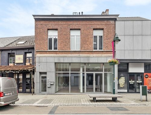                                         Handelsgelijkvloers te huur in Heist-op-den-Berg, € 3.000
