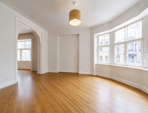                                         Gelijkvloers app. te koop in Sint-Gillis, € 475.000
