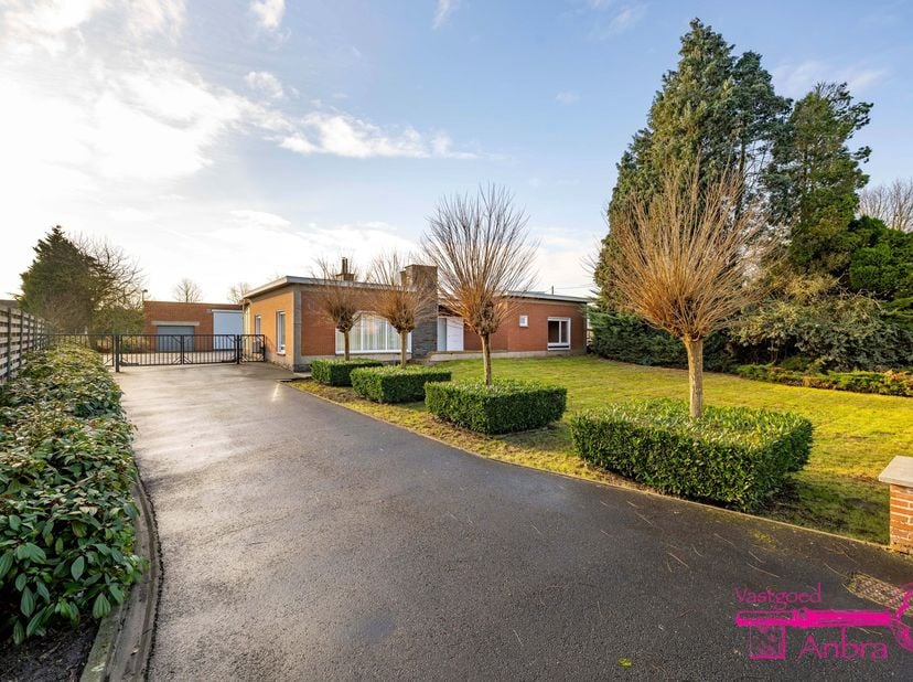 Maison à vendre
                    à 8760 Meulebeke