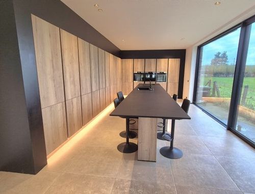                                         Woning te koop in Woesten, € 395.000
