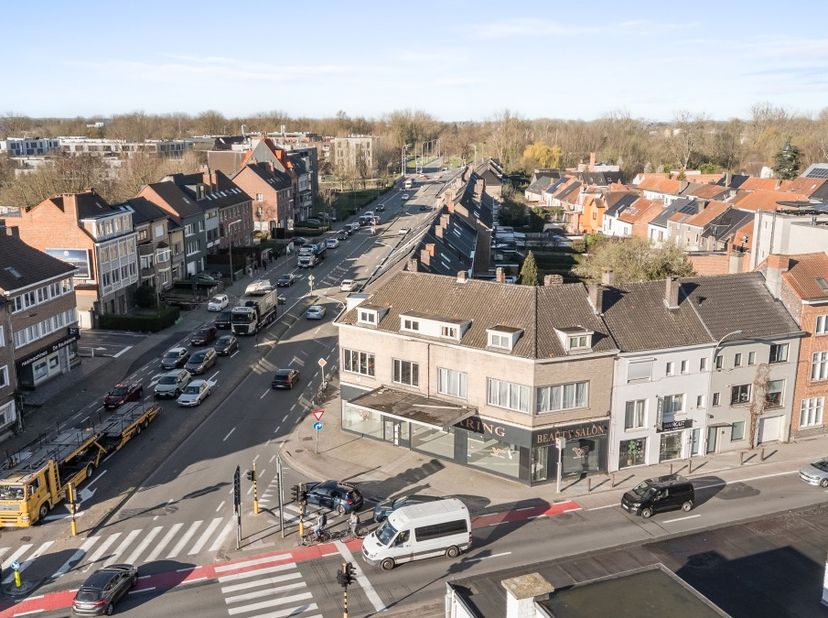 Bedrijfsvastgoed te koop in Rooigemlaan 151-153,
                    9000 Gent