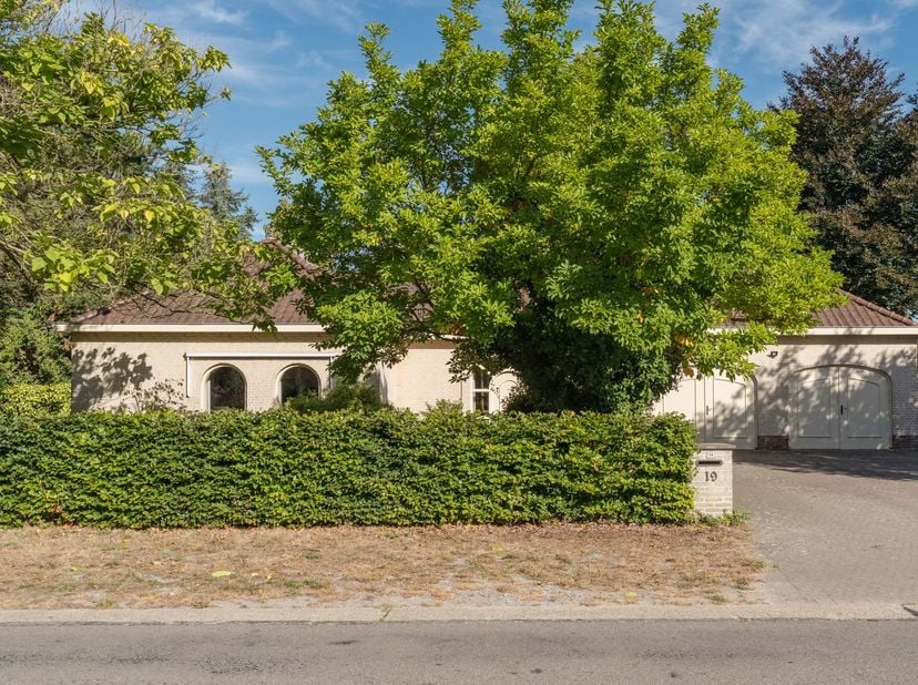 Maison à vendre
                    à 3930 Achel