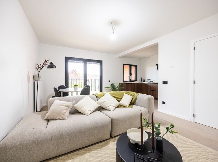 Bent u op zoek naar een hoogwaardig gerenoveerd appartement met 1 slaapkamer en een ruim terras in Brasschaat? Dan hebben wij deze parel voor u in ver