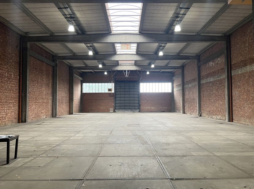 Bien professionnel à louer
                    à 2030 Antwerpen