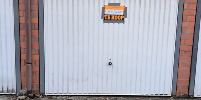 Garage te koop in Westmeers, 8000 Brugge