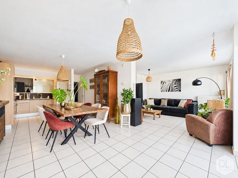 Appartement te koop in ,
                    7700 Moeskroen