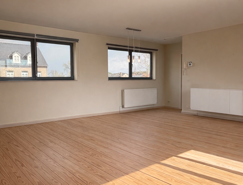                                         Duplex te huur in Rekem, € 1.150
